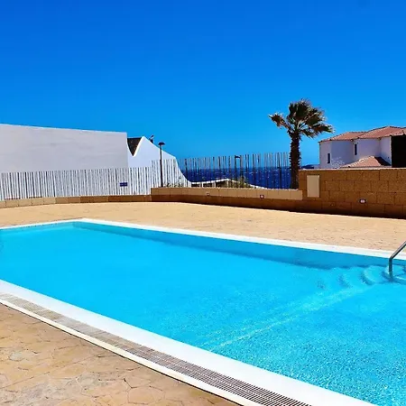2bdr Ocean View Appartement